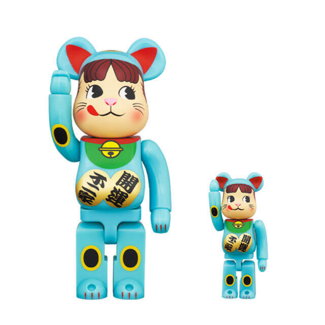 エンタメ/ホビーBE@RBRICK 招き猫 ペコちゃん 青蓄光 100％ ＆ 400％