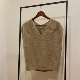 ユニクロ(UNIQLO)の【美品】ユニクロ ベスト(ベスト/ジレ)