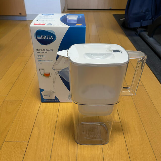 BRITA 中古 本体のみ ポット型浄水器 リクエリ - 食器