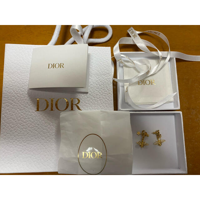 Christian Dior(クリスチャンディオール)のディオールピアス　再お値下げ！！ レディースのアクセサリー(ピアス)の商品写真