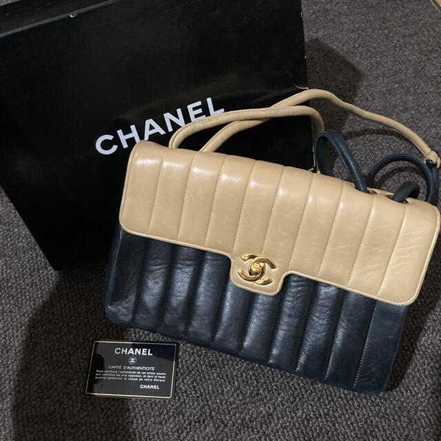 CHANEL ショルダーバッグ バイカラーレディース