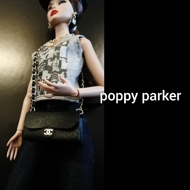 チェーンバッグ カバン poppy parker ポピーパーカー 人形 ドール④ ハンドメイドのぬいぐるみ/人形(人形)の商品写真