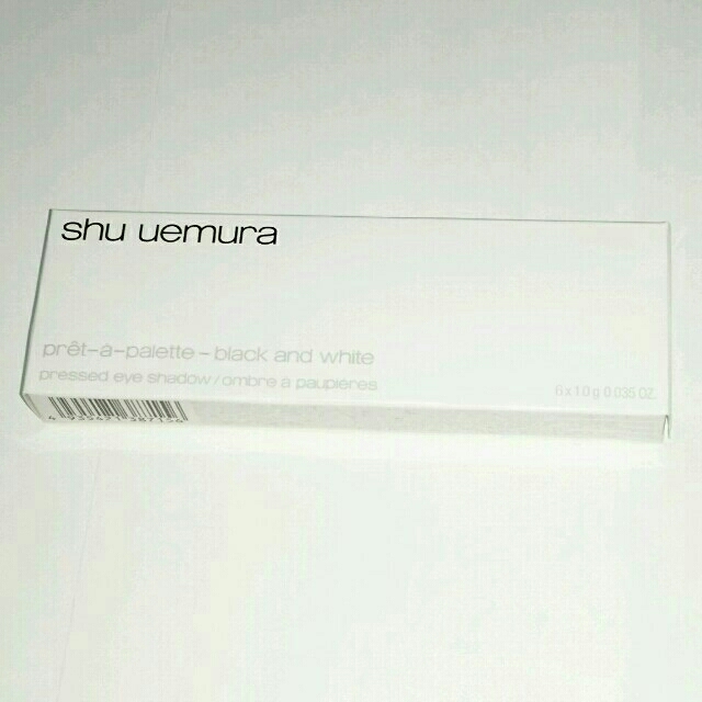 shu uemura(シュウウエムラ)のshu uemura プレタパレット ブラックアンドホワイト コスメ/美容のベースメイク/化粧品(アイシャドウ)の商品写真