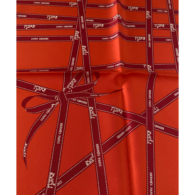 Hermes(エルメス)のエルメス　プチカレ　スカーフ レディースのファッション小物(バンダナ/スカーフ)の商品写真