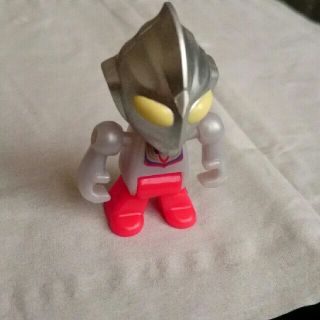 びっくらたまご ウルトラマン  ティガ フィギュア(キャラクターグッズ)