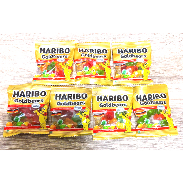 ハリボー　ゴールドベアー　グミ　10g✖️7袋　送料込み　コストコ 食品/飲料/酒の食品(菓子/デザート)の商品写真