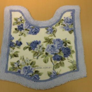 ローラアシュレイ(LAURA ASHLEY)の未使用保管品 ローラアシュレイ トイレマットU型■20191116-2(トイレマット)