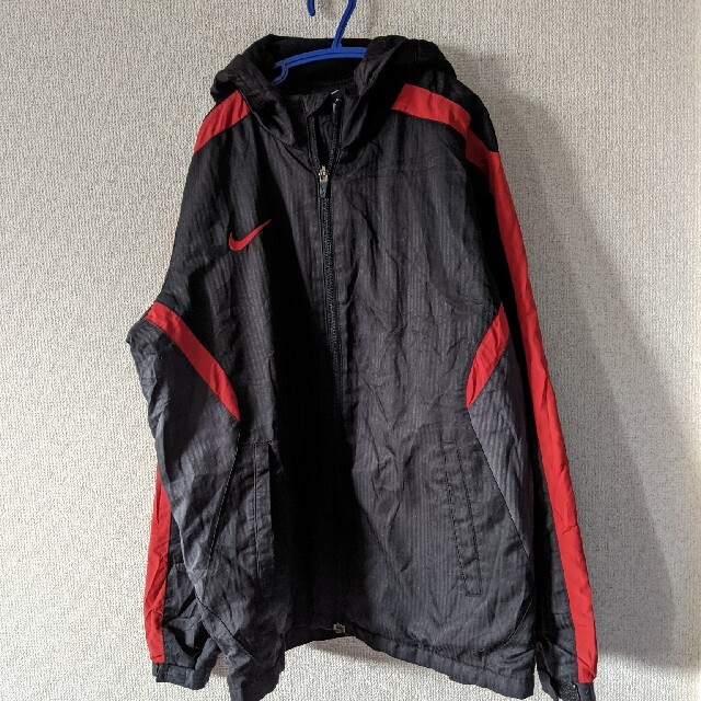 NIKE(ナイキ)のNIKE/140〜150　アウター　スポーツ上着 キッズ/ベビー/マタニティのキッズ服男の子用(90cm~)(ジャケット/上着)の商品写真