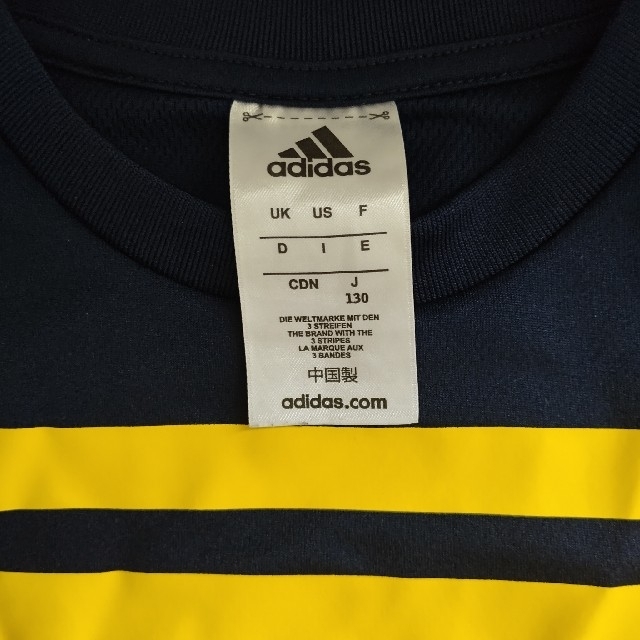 adidas(アディダス)のadidas Tシャツ 130 キッズ/ベビー/マタニティのキッズ服男の子用(90cm~)(Tシャツ/カットソー)の商品写真