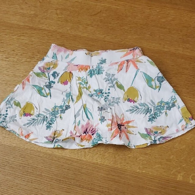 Old Navy(オールドネイビー)のOLD NAVY オールドネイビー キッズ スカート 110 キッズ/ベビー/マタニティのキッズ服女の子用(90cm~)(スカート)の商品写真