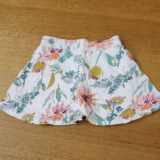 Old Navy(オールドネイビー)のOLD NAVY オールドネイビー キッズ スカート 110 キッズ/ベビー/マタニティのキッズ服女の子用(90cm~)(スカート)の商品写真