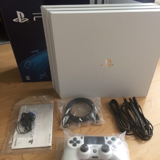 家庭用ゲーム機本体 PS4 Pro