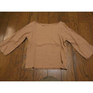 ダブルクローゼット(w closet)の美品【w closet】カットソー★ベージュ★S(カットソー(長袖/七分))