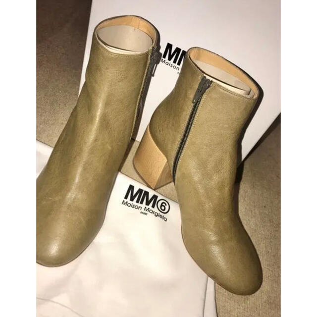 MM6(エムエムシックス)のMM6 Maison Margiela ショートブーツ メゾン マルジェラ レディースの靴/シューズ(ブーツ)の商品写真