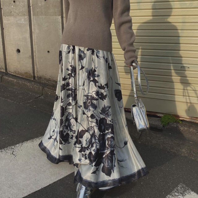 品質が Ameri VINTAGE⚫︎ADELE SKIRT INFLATE FLARE ロングスカート ...