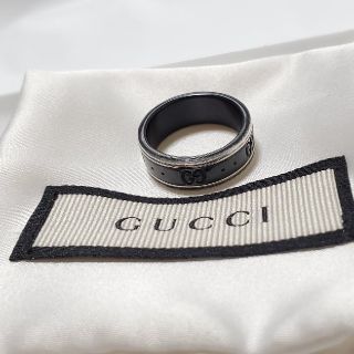 グッチ(Gucci)のGUCCI　シンバンド ホワイトゴールド/ブラックコランダム(リング(指輪))