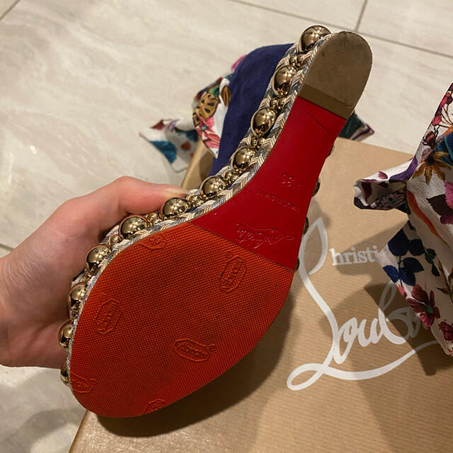 Christian Louboutin(クリスチャンルブタン)の美品　裏張り済み　クリスチャンルブタン　サンダル　ウェッジソール レディースの靴/シューズ(サンダル)の商品写真