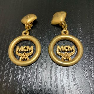 エムシーエム(MCM)のMCM イヤリング　ゴールド(イヤリング)