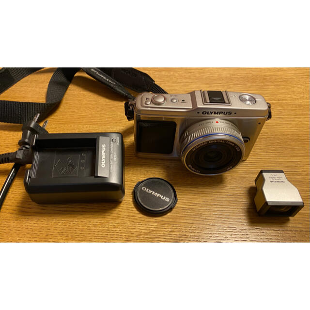 OLYMPUS(オリンパス)のOLYMPUS PEN E-P1 スマホ/家電/カメラのカメラ(ミラーレス一眼)の商品写真