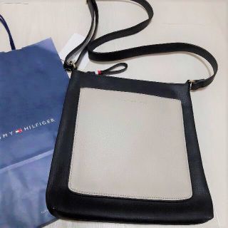 トミーヒルフィガー(TOMMY HILFIGER)の【新品未使用】TOMMY HILFIGER　ショルダーバッグ(ショルダーバッグ)