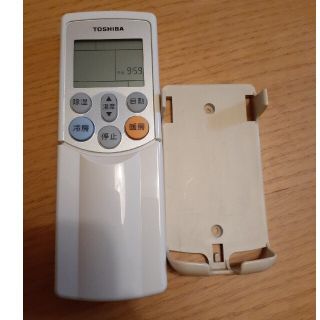 トウシバ(東芝)のTOSHIBA　エアコンリモコン　WH-F04GR 中古　リモコンホルダー付き(エアコン)