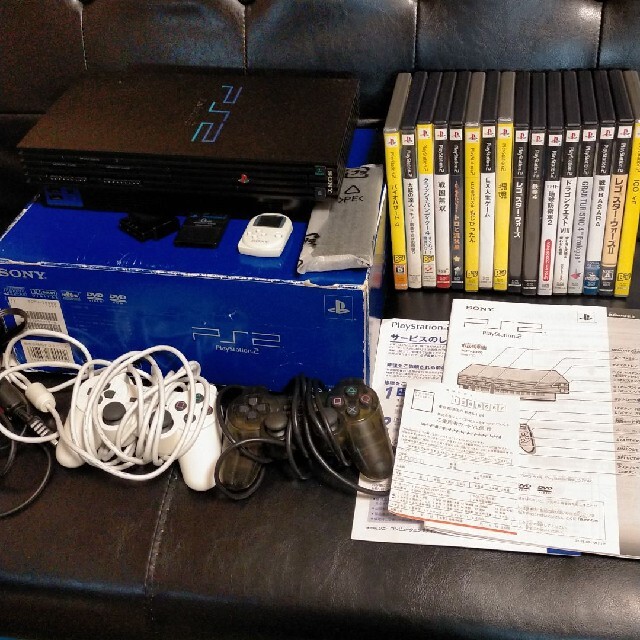 専用　PS2 本体　ソフト15本付　コントローラー　動作確認済み　箱と説明書あり