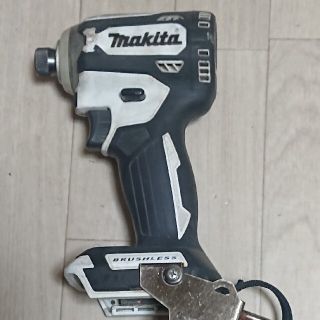 マキタ(Makita)のマキタ インパクトTD171D 18V ホワイト(その他)