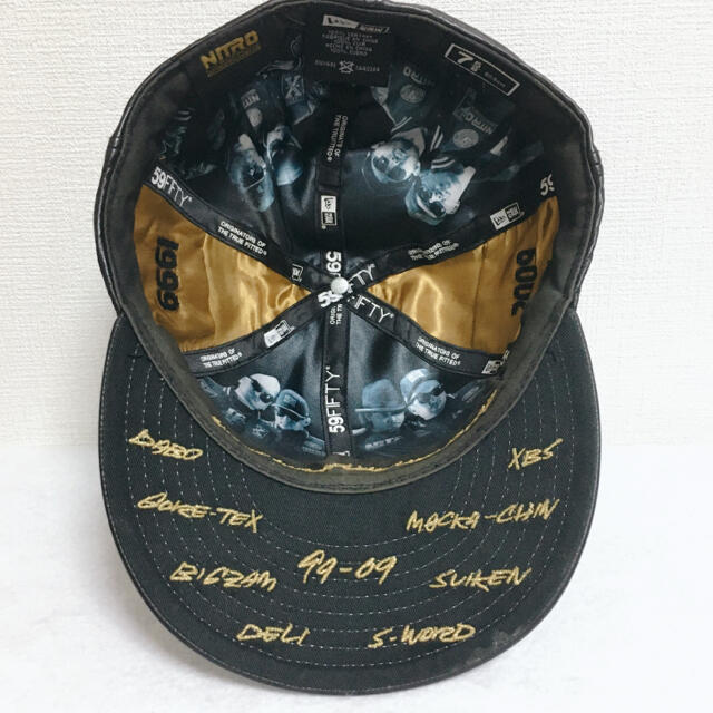 nitraid(ナイトレイド)のニトロマイクロフォンアンダーグラウンド　キャップ　刺繍ゴールド メンズの帽子(キャップ)の商品写真