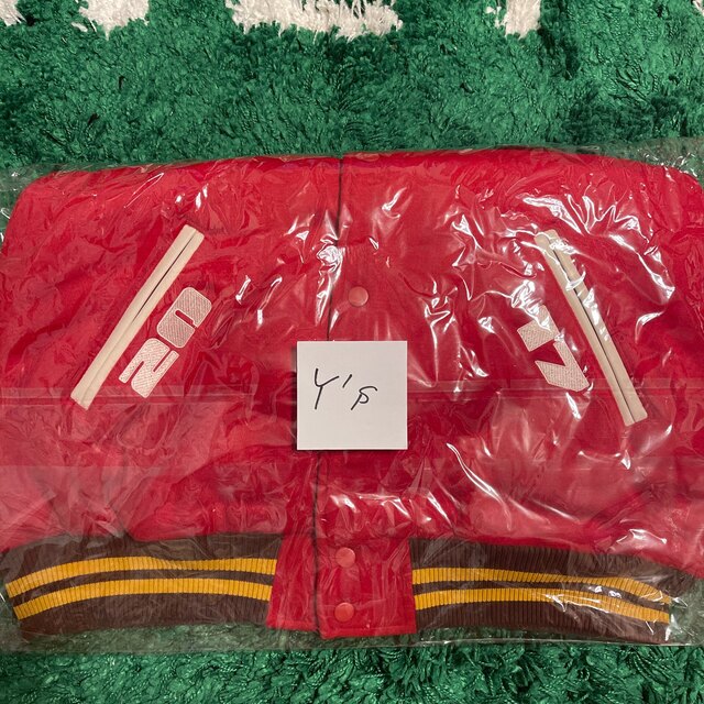 Supreme(シュプリーム)の4 Year Anniversary Varsity Jacket /Mサイズ メンズのジャケット/アウター(スタジャン)の商品写真