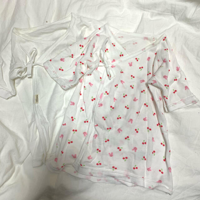 mikihouse(ミキハウス)のミキハウス♡2枚セット♡新生児肌着 キッズ/ベビー/マタニティのベビー服(~85cm)(肌着/下着)の商品写真