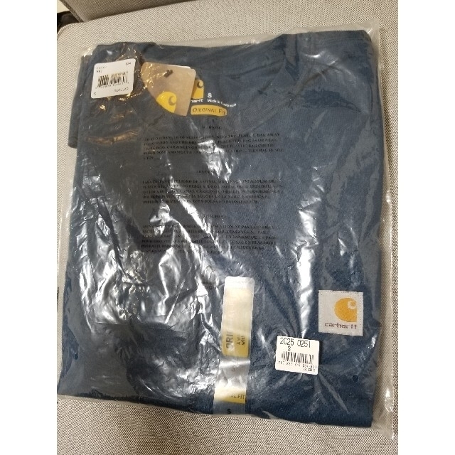 carhartt(カーハート)のCarhartt カーハート Tシャツ 半袖 紺 ネイビー 匿名発送 即購入可 メンズのトップス(Tシャツ/カットソー(半袖/袖なし))の商品写真