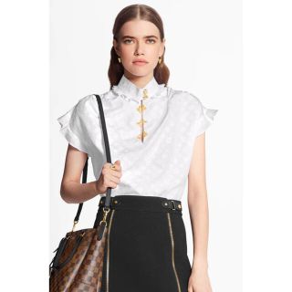 ルイヴィトン(LOUIS VUITTON)のルイヴィトンモノグラムコットンフリルブラウス34 LOUISVUITTON(シャツ/ブラウス(半袖/袖なし))