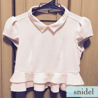 スナイデル(SNIDEL)のsnidel ショート丈トップス(カットソー(半袖/袖なし))