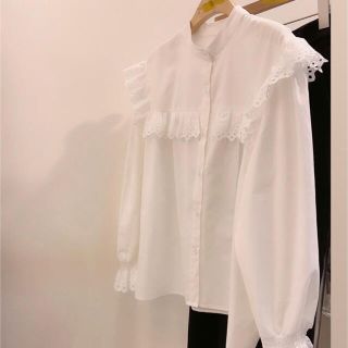 ザラ(ZARA)のフリルレースブラウス(シャツ/ブラウス(長袖/七分))