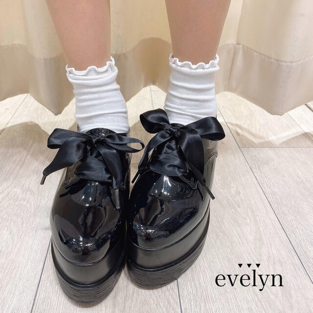 evelyn(エブリン)のevelyn 厚底シューズ ブラック レディースの靴/シューズ(ローファー/革靴)の商品写真