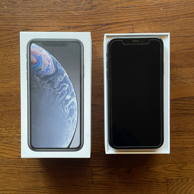 Apple(アップル)のiPhone XR Black, 128GB 中古品　SIMフリー スマホ/家電/カメラのスマートフォン/携帯電話(スマートフォン本体)の商品写真