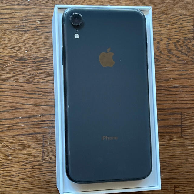 Apple(アップル)のiPhone XR Black, 128GB 中古品　SIMフリー スマホ/家電/カメラのスマートフォン/携帯電話(スマートフォン本体)の商品写真