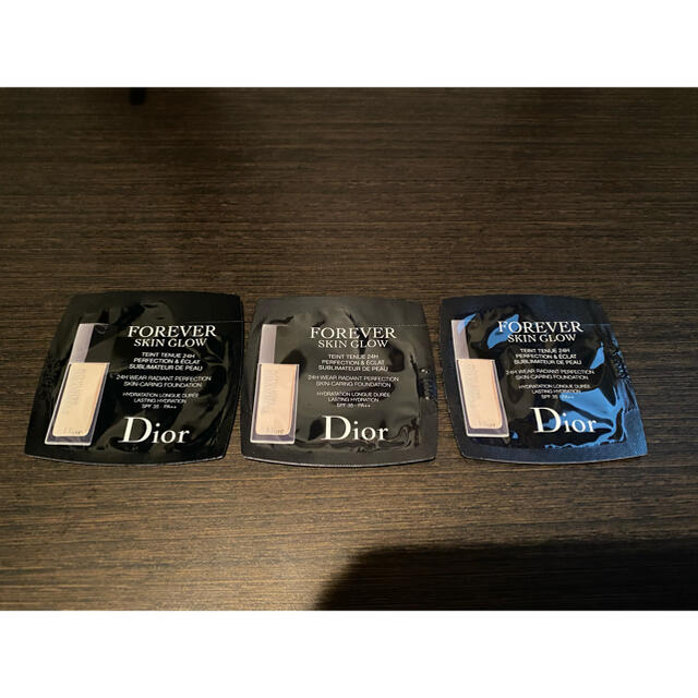 Dior(ディオール)のディオールスキン フォーエヴァー フルイド グロウ1N コスメ/美容のベースメイク/化粧品(ファンデーション)の商品写真