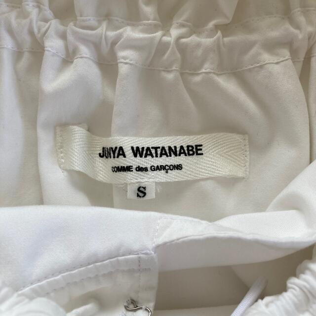 JUNYA WATANABE COMME des GARCONS(ジュンヤワタナベコムデギャルソン)のJUNYA WATANABE COMME des GARCONS レディースのジャケット/アウター(トレンチコート)の商品写真