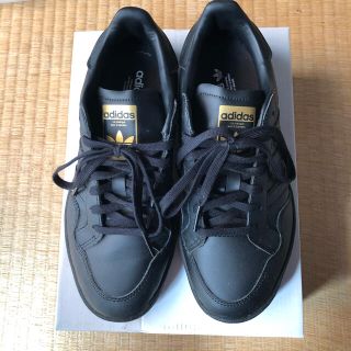 アディダス(adidas)のadidas アディダス スニーカー　黒(スニーカー)