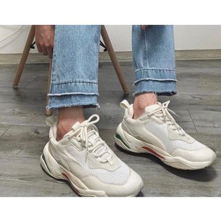 プーマ(PUMA)の美品‼️ PUMA Thunder Spectra スニーカー 25cm(スニーカー)