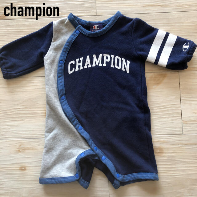 Champion(チャンピオン)のチャンピオン　ロンパース キッズ/ベビー/マタニティのベビー服(~85cm)(ロンパース)の商品写真