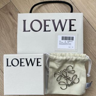 ロエベ(LOEWE)のロエベブローチ　大人気シルバー(ブローチ/コサージュ)