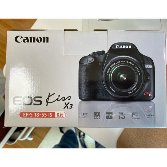 Canon(キヤノン)のEOS Kiss X3 ダブルズームキット スマホ/家電/カメラのカメラ(デジタル一眼)の商品写真