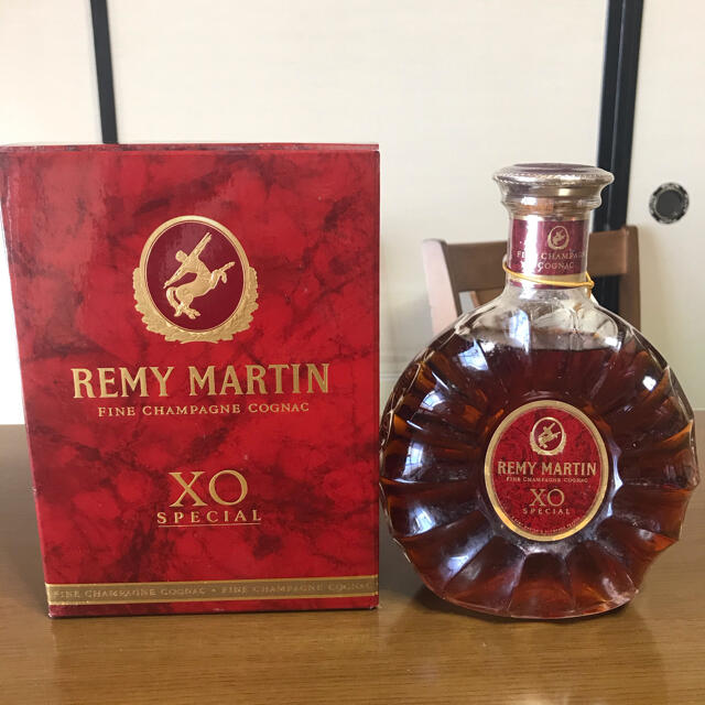 REMY MARTIN  XO   SPECIAL 食品/飲料/酒の酒(ウイスキー)の商品写真