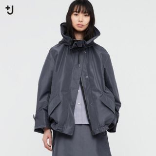 ユニクロ(UNIQLO)の新品タグ付　UNIQLO ＋j ジルサンダーシルクブレンドオーバーサイズパーカ(ブルゾン)