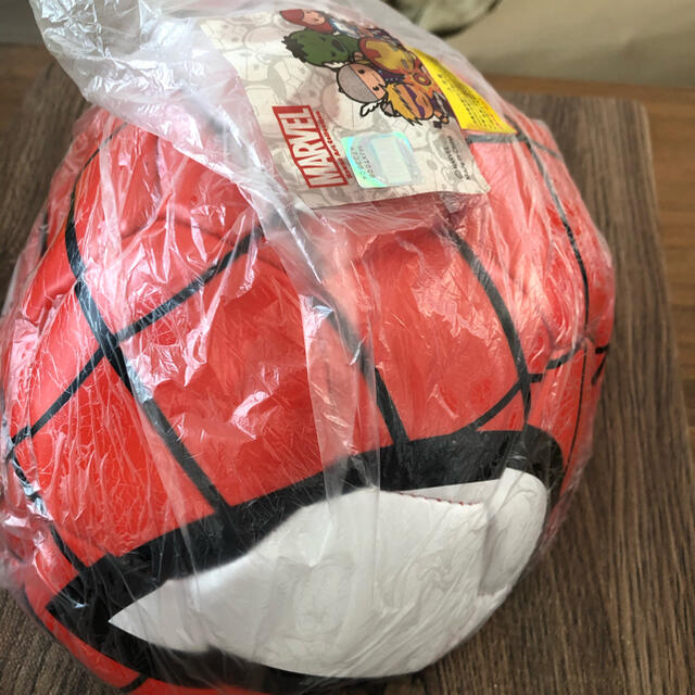 スパイダーマン　ボール　新品 スポーツ/アウトドアのサッカー/フットサル(ボール)の商品写真