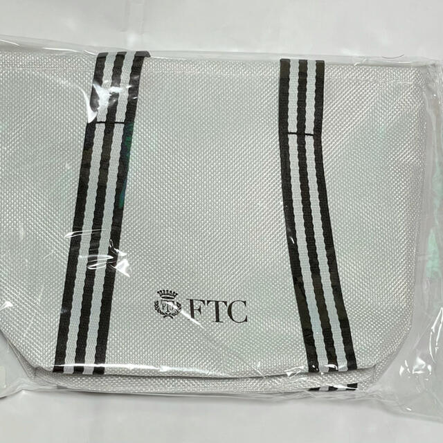 FTC(エフティーシー)のフェリーチェトワコ　バッグ　ポーチ　ノベルティ  レディースのバッグ(トートバッグ)の商品写真