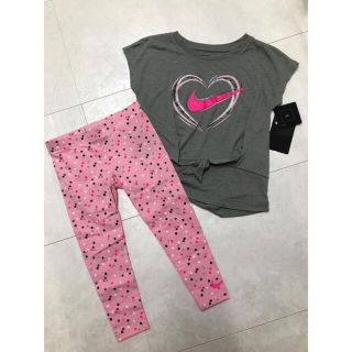 ナイキ(NIKE)の【新品・正規品】NIKEセットアップ　Tシャツレギンス上下セット　4 T(Tシャツ/カットソー)