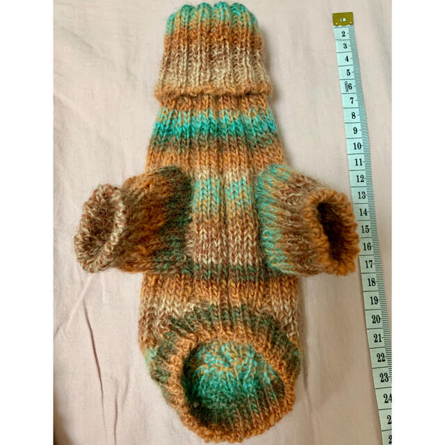 手編み犬用ハート模様セーター ハンドメイドアラン編み ハンドメイドのペット(ペット服/アクセサリー)の商品写真